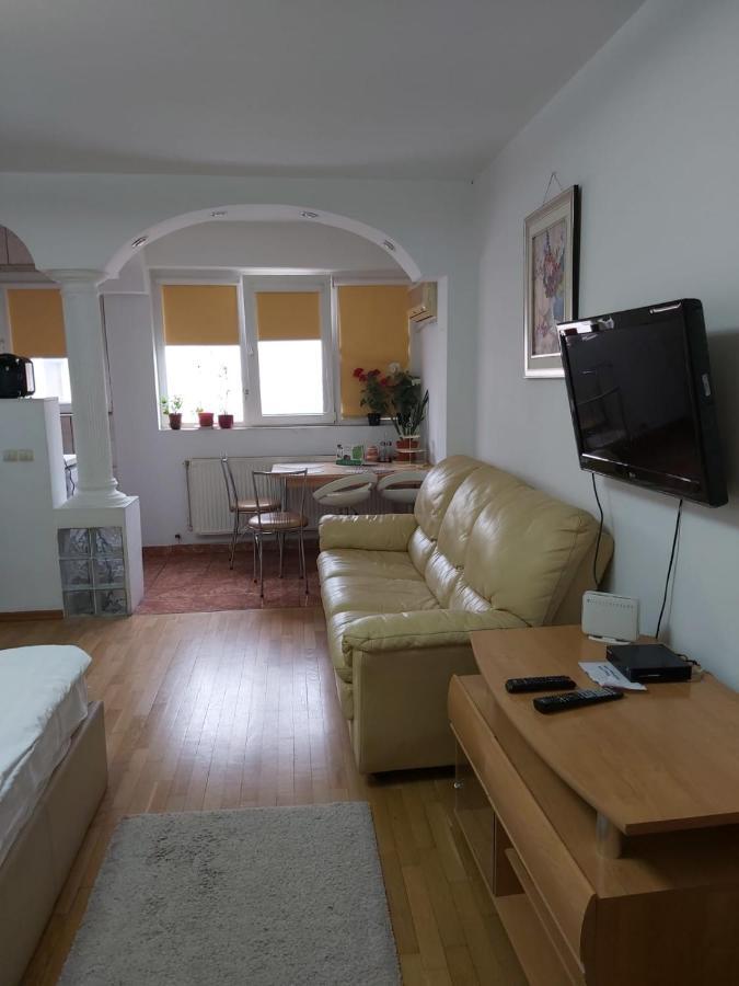 Avrig-Ferdinand Studio Bukarest Exterior foto